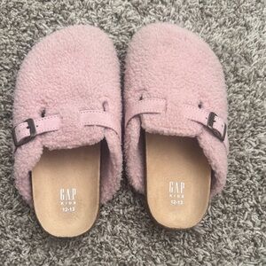 GAP Kids Plush Pink Fuzzy Slip-On Clogs with Buckle